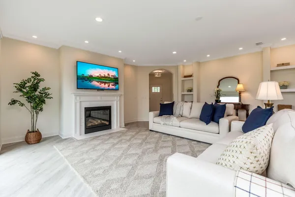 Property Slideshow image 3 of 66 | 374 morning mist ct, Delaware, OH, 43015