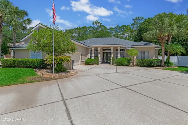 Property Slideshow image 3 of 55 | 4 creek bend way, Ormond Beach, FL, 32174