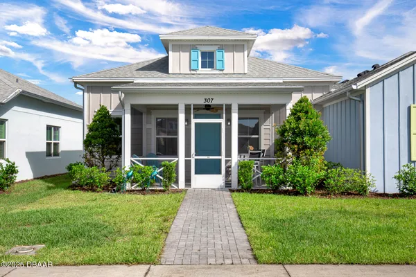 Property Slideshow image 2 of 31 | 307 cheeseburger dr, Daytona Beach, FL, 32124