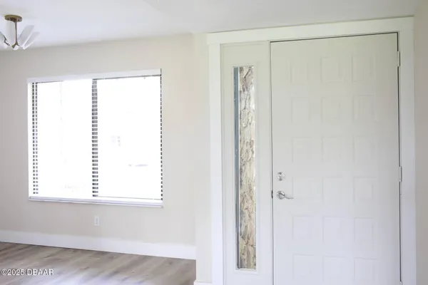 Property Slideshow image 3 of 50 | 128 golden eye dr b, Daytona Beach, FL, 32119