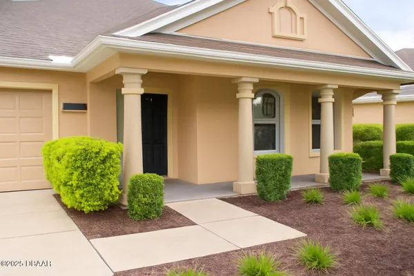 Property Slideshow image 2 of 41 | 673 elk river dr, Ormond Beach, FL, 32174