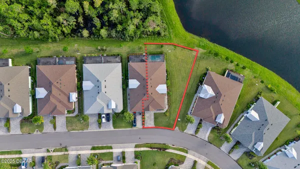 Property Slideshow image 3 of 71 | 933 attitude ave, Daytona Beach, FL, 32124