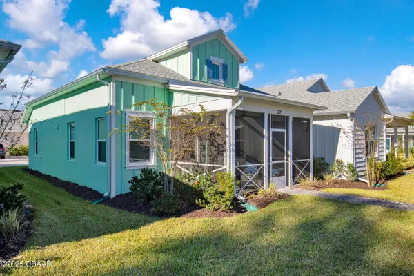 Property Slideshow image 2 of 61 | 317 pop top ln, Daytona Beach, FL, 32124