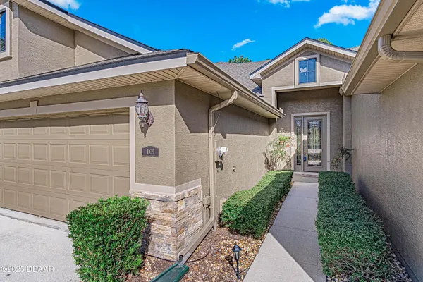 Property Slideshow image 3 of 54 | 1109 hansberry ct, Ormond Beach, FL, 32174