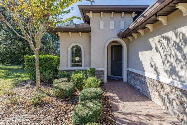 Property Slideshow image 2 of 38 | 3158 connemara dr, Ormond Beach, FL, 32174