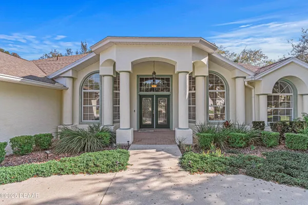Property Slideshow image 3 of 37 | 1320 antrim cir, Ormond Beach, FL, 32174