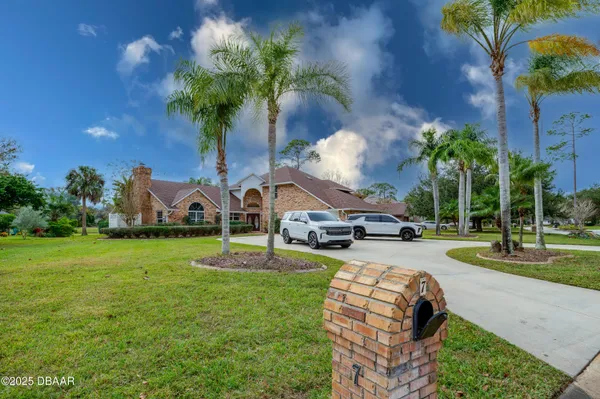 Property Slideshow image 2 of 80 | 7 lake vista way, Ormond Beach, FL, 32174