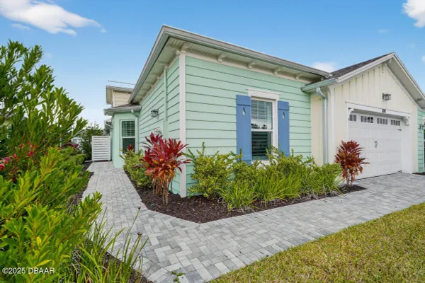 Property Slideshow image 3 of 44 | 899 margaritaville ave, Daytona Beach, FL, 32124