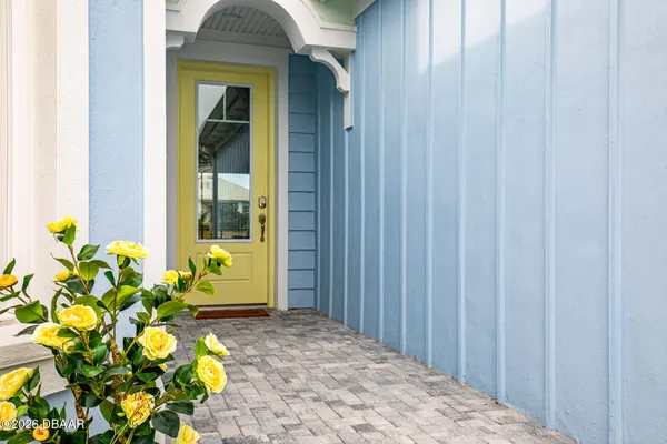 Property Slideshow image 2 of 48 | 179 gypsy palace ln, Daytona Beach, FL, 32124