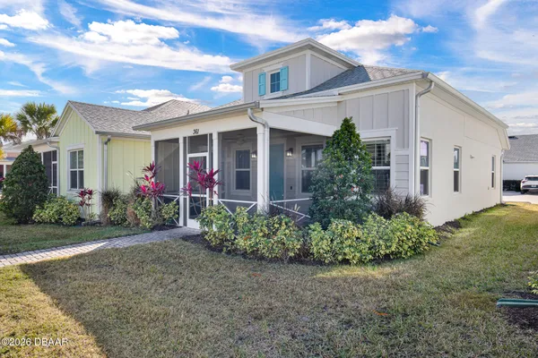 Property Slideshow image 2 of 79 | 361 parrot ln, Daytona Beach, FL, 32124
