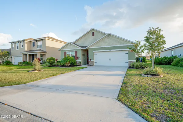 Property Slideshow image 2 of 44 | 1326 middle lake dr, Ormond Beach, FL, 32174