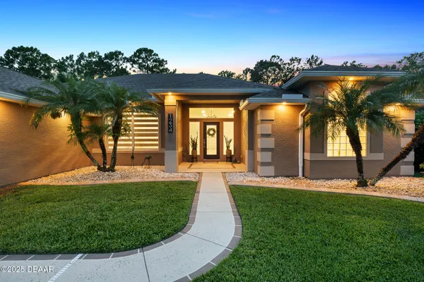 Property Slideshow image 2 of 86 | 1234 hampstead ln, Ormond Beach, FL, 32174