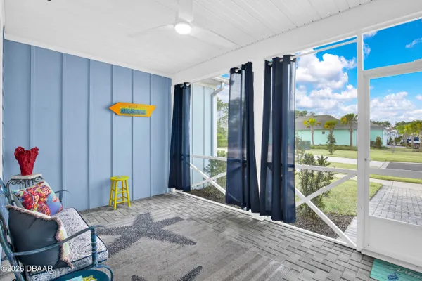Property Slideshow image 3 of 107 | 333 pop top ln, Daytona Beach, FL, 32124