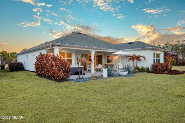 Property Slideshow image 2 of 126 | 206 catamaran cv, Daytona Beach, FL, 32124