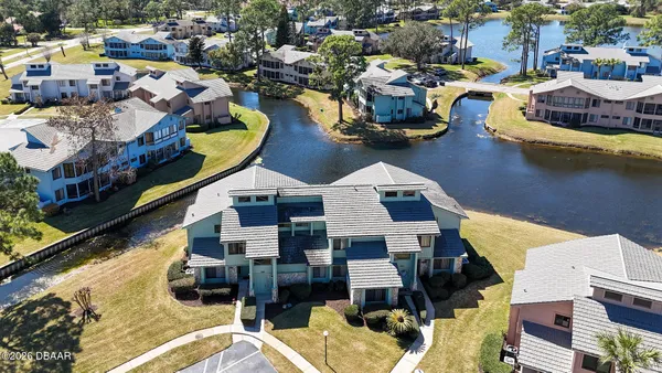 Property Slideshow image 2 of 39 | 134 blue heron dr c, Daytona Beach, FL, 32119