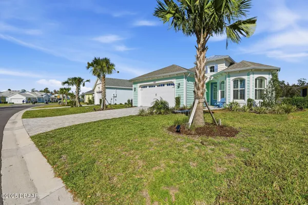Property Slideshow image 3 of 47 | 488 hang loose way, Daytona Beach, FL, 32124