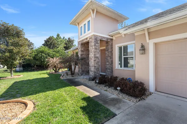 Property Slideshow image 2 of 54 | 685 aldenham ln, Ormond Beach, FL, 32174