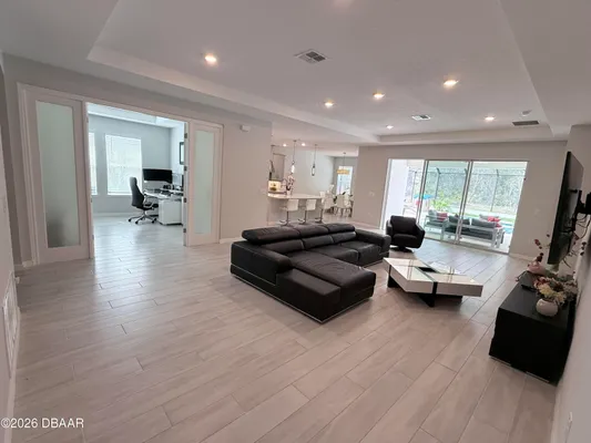 Property Slideshow image 3 of 12 | 1352 arklow cir, Ormond Beach, FL, 32174