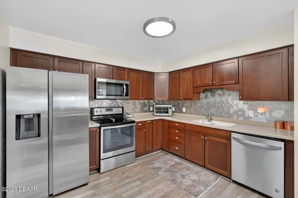 Property Slideshow image 2 of 53 | 537 brown pelican dr, Daytona Beach, FL, 32119