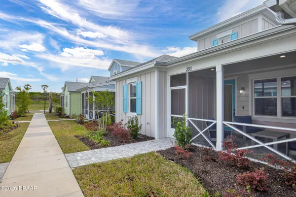 Property Slideshow image 3 of 83 | 303 latitude dr, Daytona Beach, FL, 32124