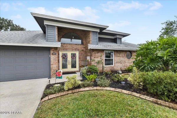 Property Slideshow image 2 of 68 | 105 shadowcreek way, Ormond Beach, FL, 32174