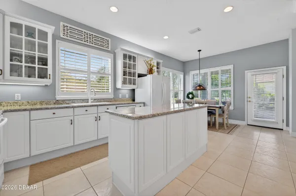 Property Slideshow image 2 of 43 | 1328 antrim cir, Ormond Beach, FL, 32174