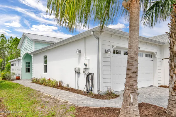 Property Slideshow image 2 of 122 | 413 lost shaker way, Daytona Beach, FL, 32124