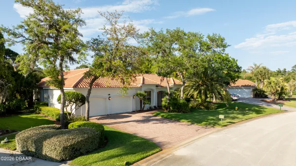 Property Slideshow image 2 of 68 | 1512 kilrush dr, Ormond Beach, FL, 32174