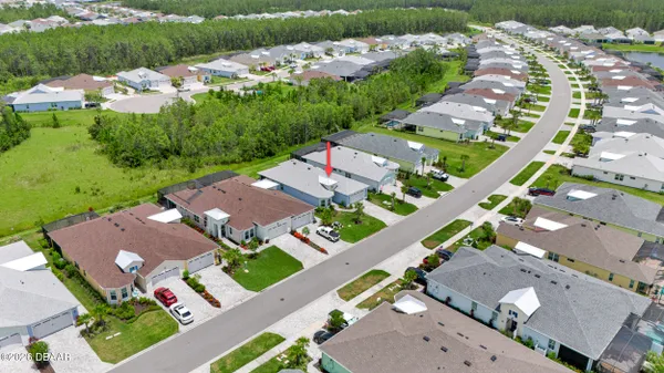 Property Slideshow image 2 of 46 | 703 coral reef way, Daytona Beach, FL, 32124