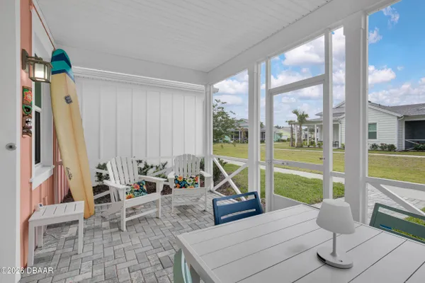 Property Slideshow image 2 of 57 | 274 gypsy palace ln, Daytona Beach, FL, 32124