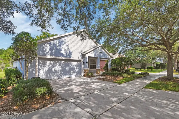 Property Slideshow image 2 of 55 | 525 heron point way, Deland, FL, 32724
