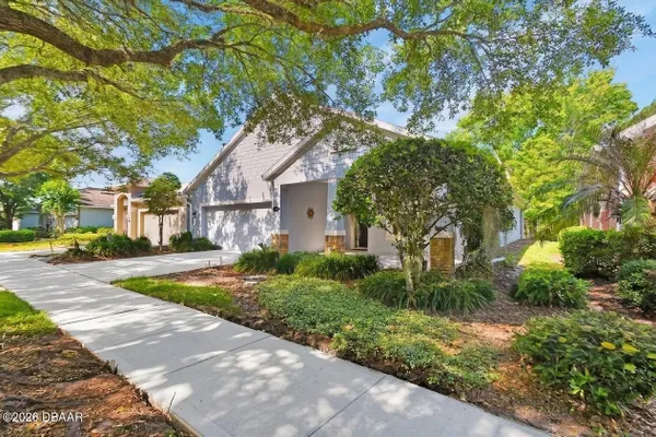 Property Slideshow image 3 of 55 | 525 heron point way, Deland, FL, 32724