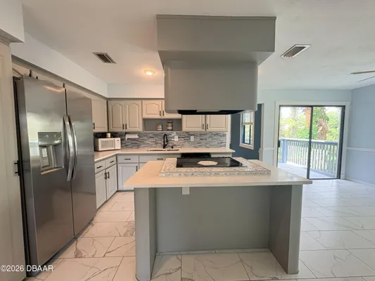 Property Slideshow image 3 of 47 | 100 kingbird cir 1, Daytona Beach, FL, 32119