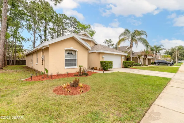 Property Slideshow image 2 of 42 | 11 cormorant cir, Daytona Beach, FL, 32119