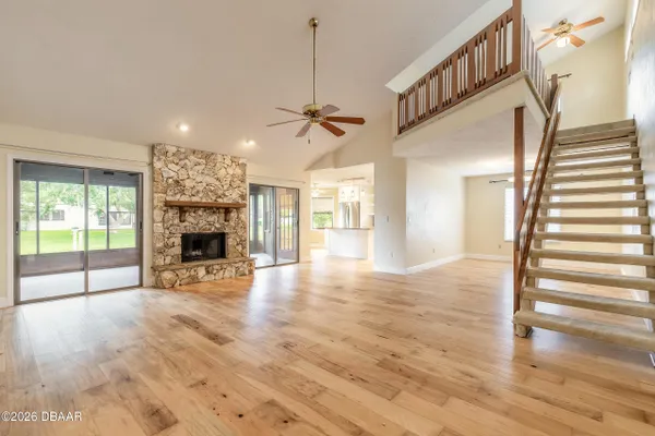 Property Slideshow image 2 of 34 | 128 spoonbill ct, Daytona Beach, FL, 32119