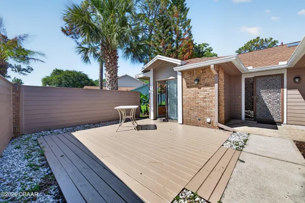 Property Slideshow image 3 of 43 | 520 brown pelican dr, Daytona Beach, FL, 32119
