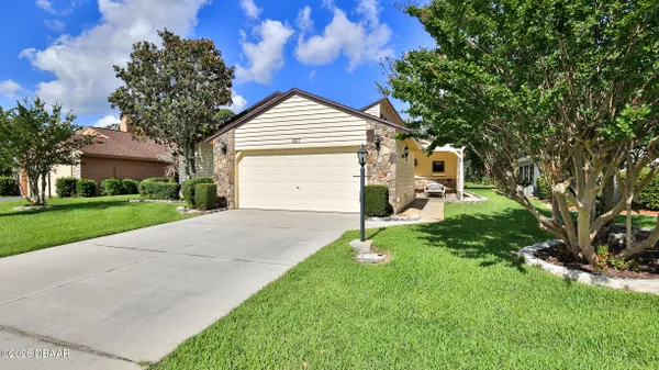 Property Slideshow image 2 of 45 | 357 gull dr s, Daytona Beach, FL, 32119
