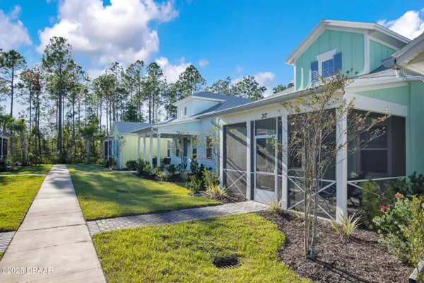 Property Slideshow image 3 of 91 | 317 pop top ln, Daytona Beach, FL, 32124
