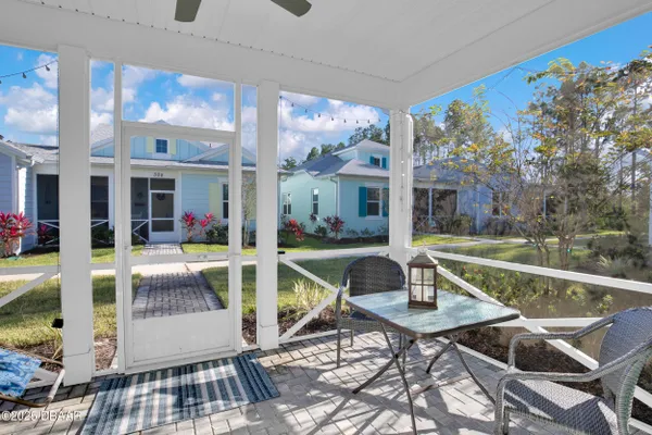 Property Slideshow image 2 of 91 | 317 pop top ln, Daytona Beach, FL, 32124