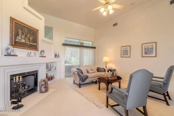 Property Slideshow image 3 of 24 | 816 sea duck dr, Daytona Beach, FL, 32119