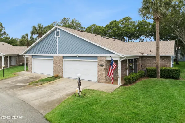 Property Slideshow image 2 of 47 | 108 duck hawk cir, Daytona Beach, FL, 32119