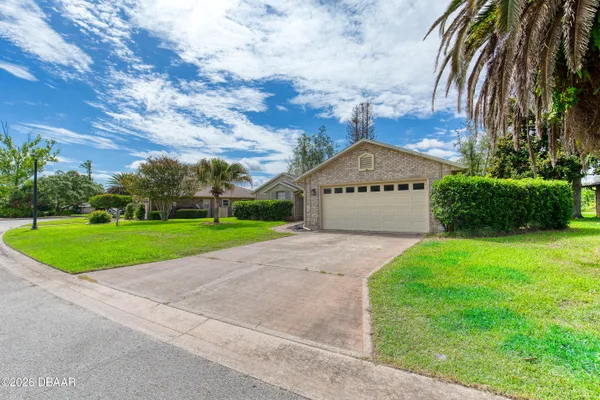 Property Slideshow image 2 of 71 | 4 carriage creek way, Ormond Beach, FL, 32174