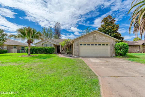 Property Slideshow image 3 of 71 | 4 carriage creek way, Ormond Beach, FL, 32174