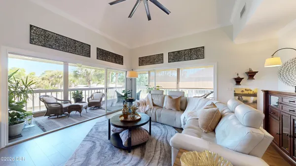 Property Slideshow image 2 of 27 | 40 magnolia dr s, Ormond Beach, FL, 32174