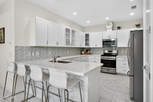 Property Slideshow image 3 of 59 | 270 coral reef way, Daytona Beach, FL, 32124