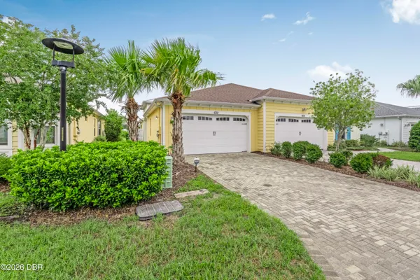 Property Slideshow image 2 of 45 | 632 landshark blvd, Daytona Beach, FL, 32124