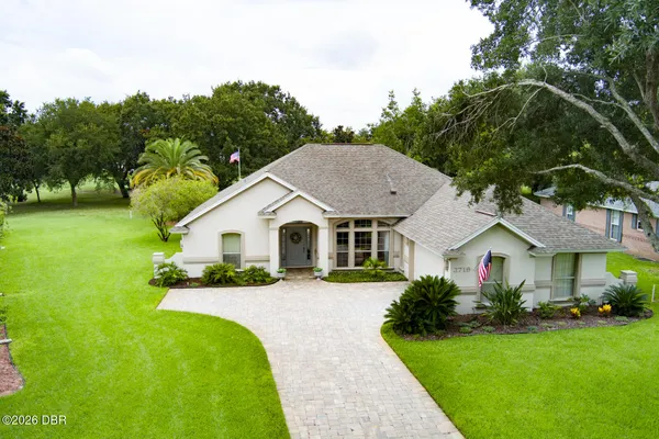 Property Slideshow image 2 of 42 | 3719 longford cir, Ormond Beach, FL, 32174
