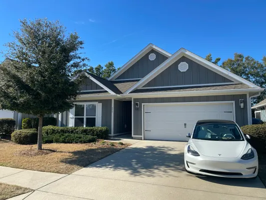 Property Slideshow image 2 of 26 | 371 lightning bug ln 23, Freeport, FL, 32439