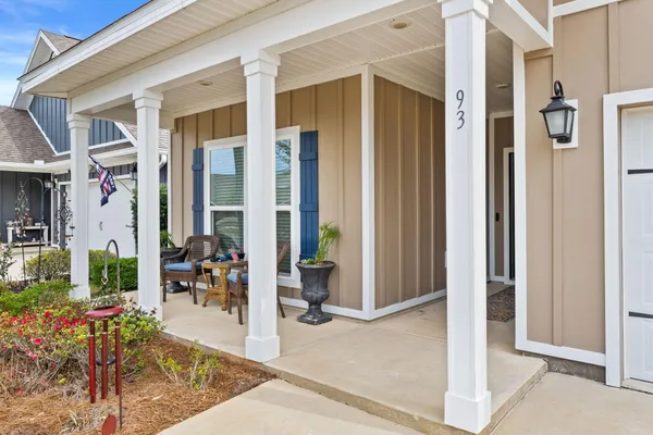 Property Slideshow image 3 of 39 | 93 dusky way, Freeport, FL, 32439