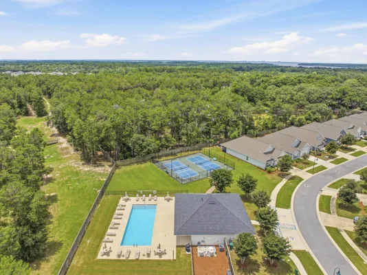 Property Slideshow image 2 of 55 | 451 lightning bug ln, Freeport, FL, 32439